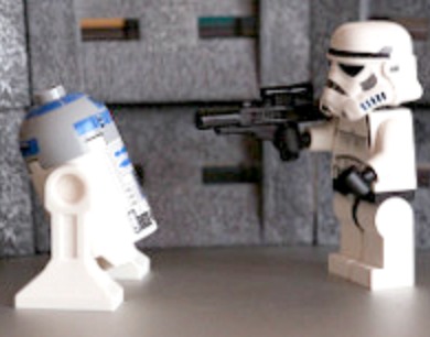 Star Wars Lego robots fight